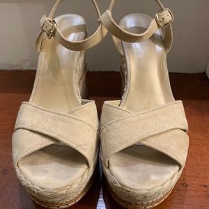 Wedge Sandals Stuart Weitzman Like New.